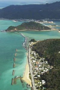 Okinawa: life in a blue zone: Practical guide