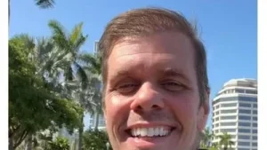 Celebrity blogger Perez Hilton's recent TikTok live session has caused significant concern among viewers
