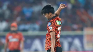 When I was in SRH, I benefited a lot from Muttiah Muralitharan and Daniel Vettori