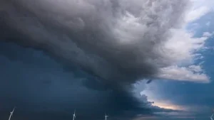 Cincinnati: Tornado sirens ring out amid fresh flash flood warnings; CVG Airport shut- videos