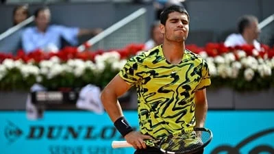 Carlos Alcaraz hit by 'mental weakness', 'depression' claim as Italian tennis official says 'doubts have