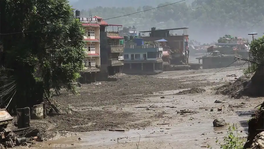 More than 350 people have died after a massive flash flood struck areas along the Nepal-Tibet