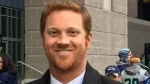 Matt Calkins, a veteran sports columnist, has officially left The Seattle Times after an 11-year tenure