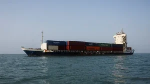 US argues Iranian mines cleared from Strait of Hormuz; Trump allies aren't convinced