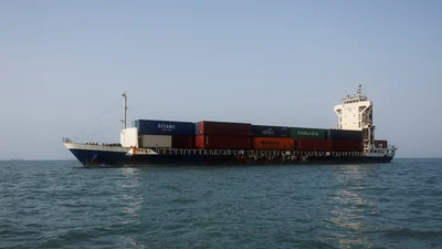 US argues Iranian mines cleared from Strait of Hormuz; Trump allies aren't convinced