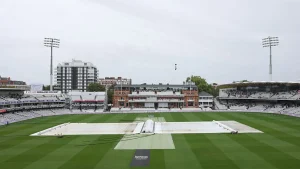 Former England captain Nasser Hussain was left frustrated after Day 3 of the second Test