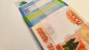 Why is Russia deliberately weakening its currency?: The wider industry impact