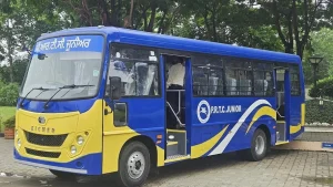 Underlining the state government’s push to revamp public transit, he announced that 1,279 new buses are