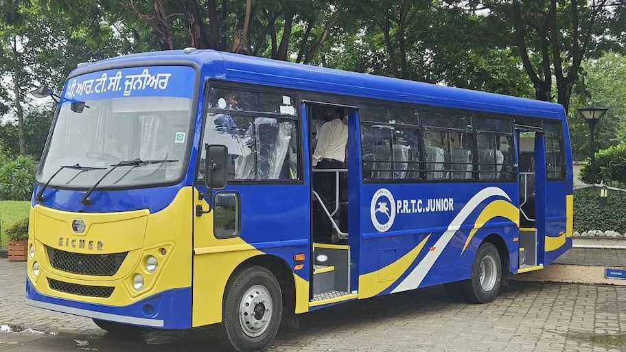 Underlining the state government’s push to revamp public transit, he announced that 1,279 new buses are