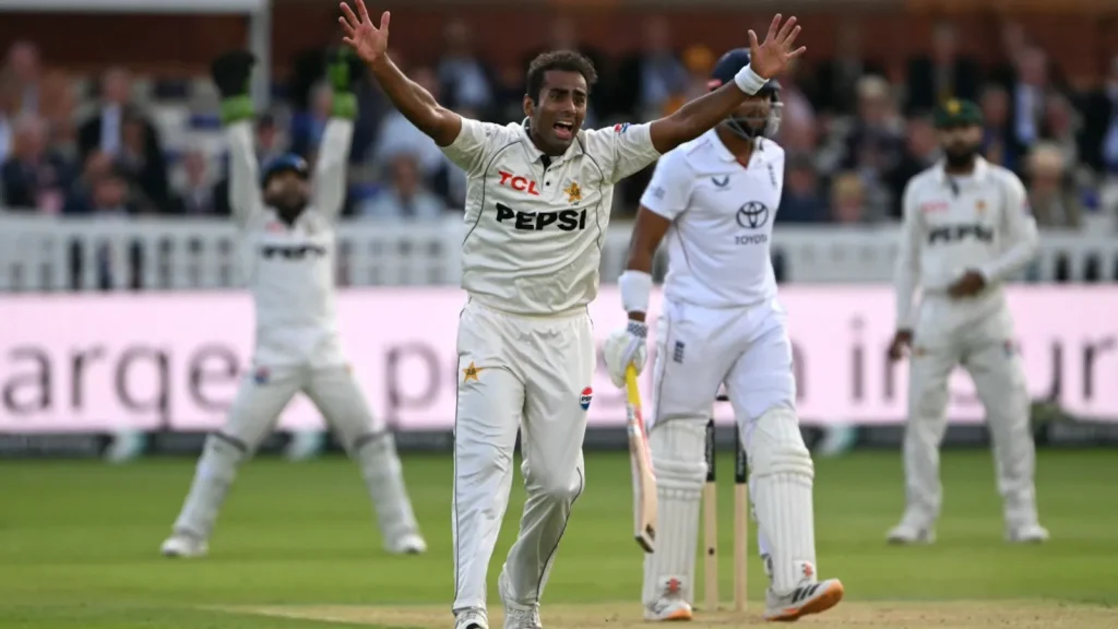 England will be resuming their innings from 81/3 on Day 3 of the second Test against Pakistan