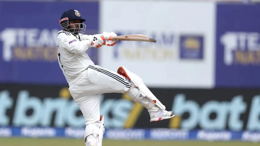 Rishabh Pant played a pivotal role, scoring a brisk 66 runs off 69 balls