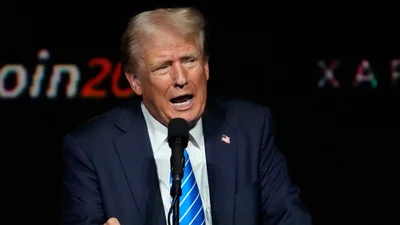 Trump argues Washington Arch to become military complex housing drones, snipers