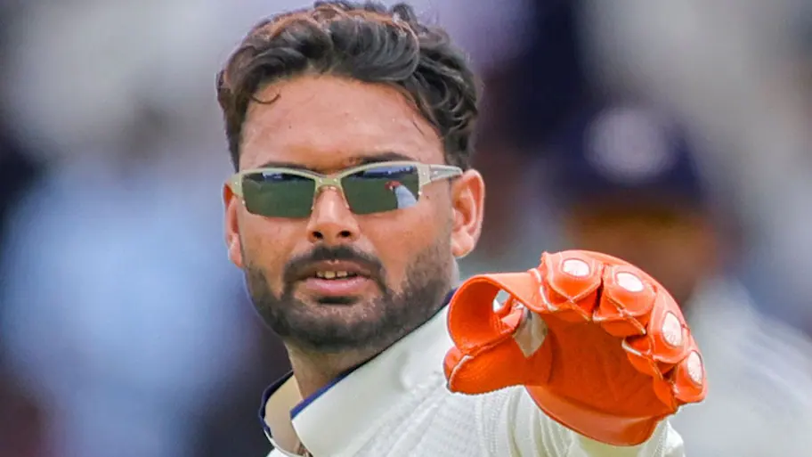 Rishabh Pant's performance in the IPL 2025 and 2026 seasons with the Lucknow Super Giants was