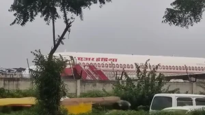 Bomb threat forces Air India Express Dammam-Delhi flight to make emergency landing in Ahmedabad