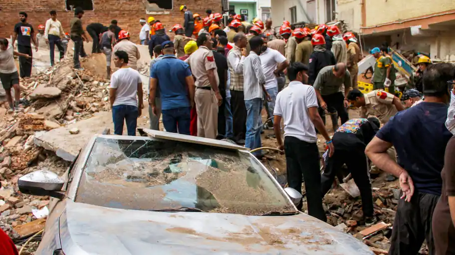 Delhi Chief Minister Rekha Gupta has ordered a magisterial inquiry into the collapse following