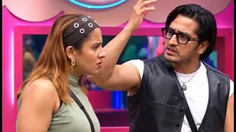 Mumbai: The latest episode of Bigg Boss 20 saw a heated exchange between Rhiti Tiwari and Qazi