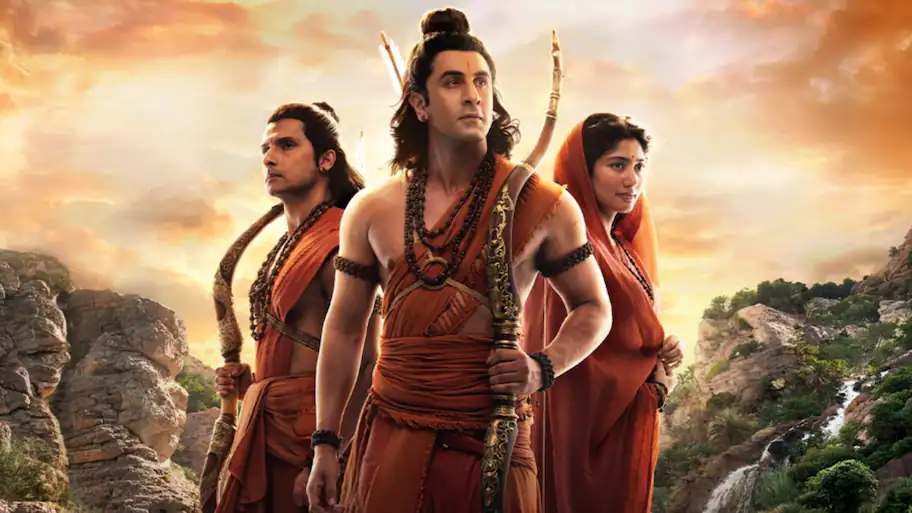 As one of the highlights of the event, Ranbir Kapoor lifted a Shiv Dhanush