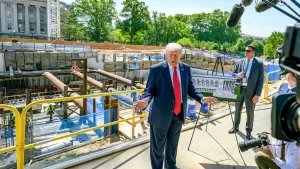 Major US TV networks back CNN as Trump bars outlets; White House pool coverage suspended