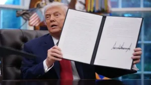 US President Donald Trump has signed a Russia sanctions bill that allows him to impose tariffs