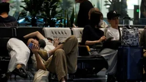 Hundreds of flights were cancelled and more than one million people: The wider industry impact