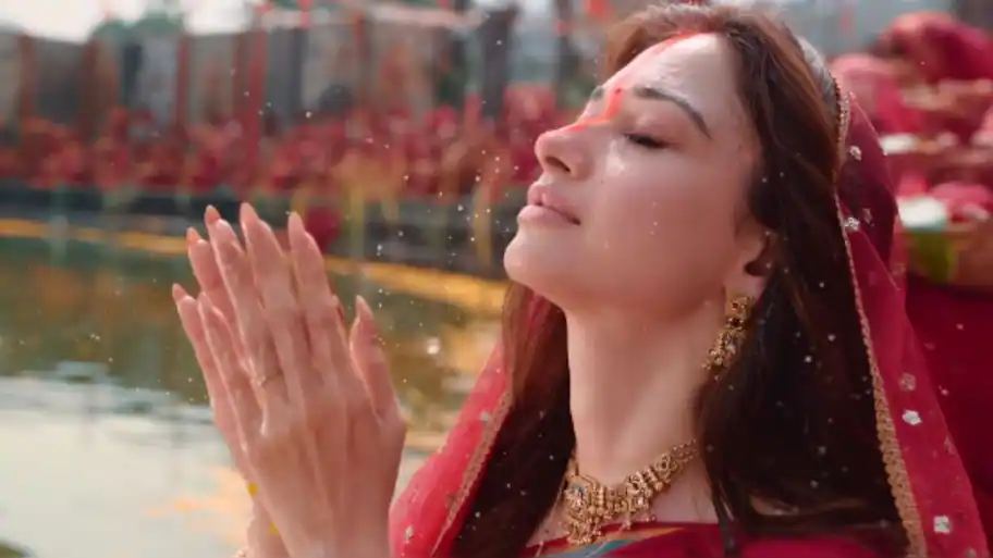 Now, adding to fans' anticipation, they have shared the first look of the song Chhathi Maiya