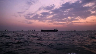 DUBAI—Iran’s oil export revenue is drying up as a U.S: The wider industry impact