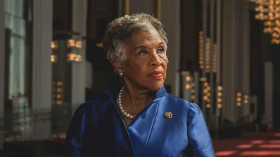 Beatty was prompted to take on the Kennedy Center fight after she said the host muted her when