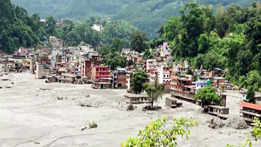 The death toll from the floods in Nepal has risen to 1,127, Nepal Police said on Wednesday