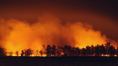 Map, evacuation updates as Ventura County blaze prompts shelter-in-place order — Santa Paula