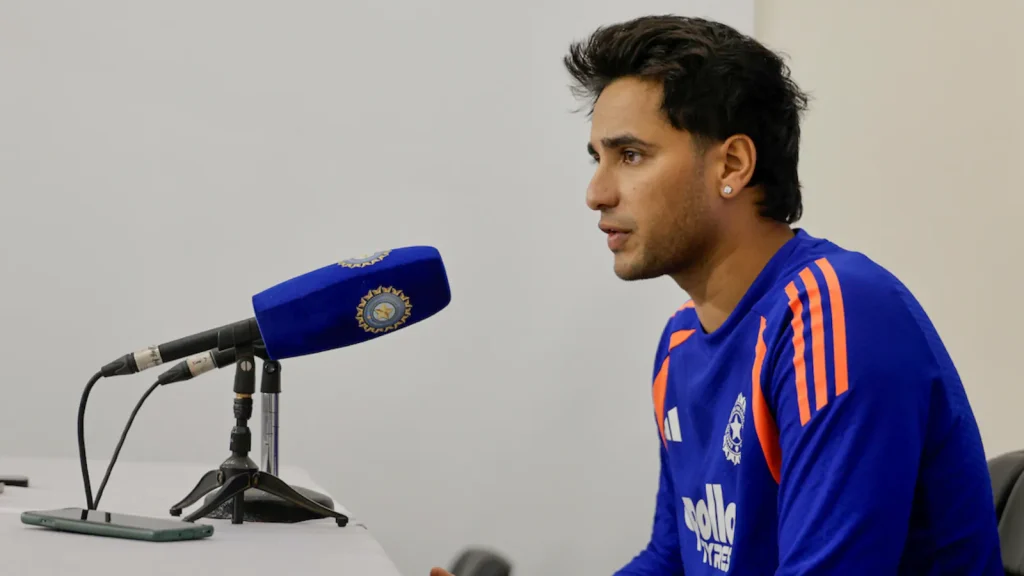 Nahi sir, Ishan pehli baat toh woh hasta nahi hai itni jaldi batting mein, toh mujhe usko