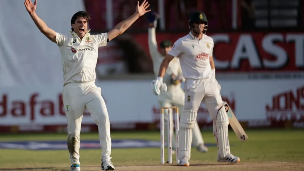 Australia strengthened their grip on the Durban Test against South Africa at the end of Day