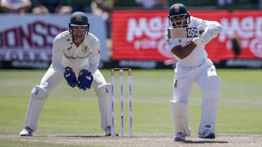 Former Australian cricketer David Warner questioned the lack of attendance in the ongoing Test