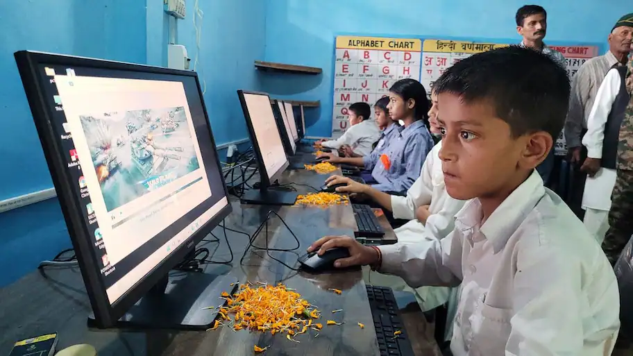 Supreme Court rules internet access a fundamental right for children — 'No blanket ban'