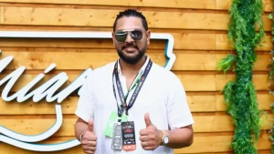 Former India opener Aakash Chopra shared his views on legendary all-rounder Yuvraj Singh 's